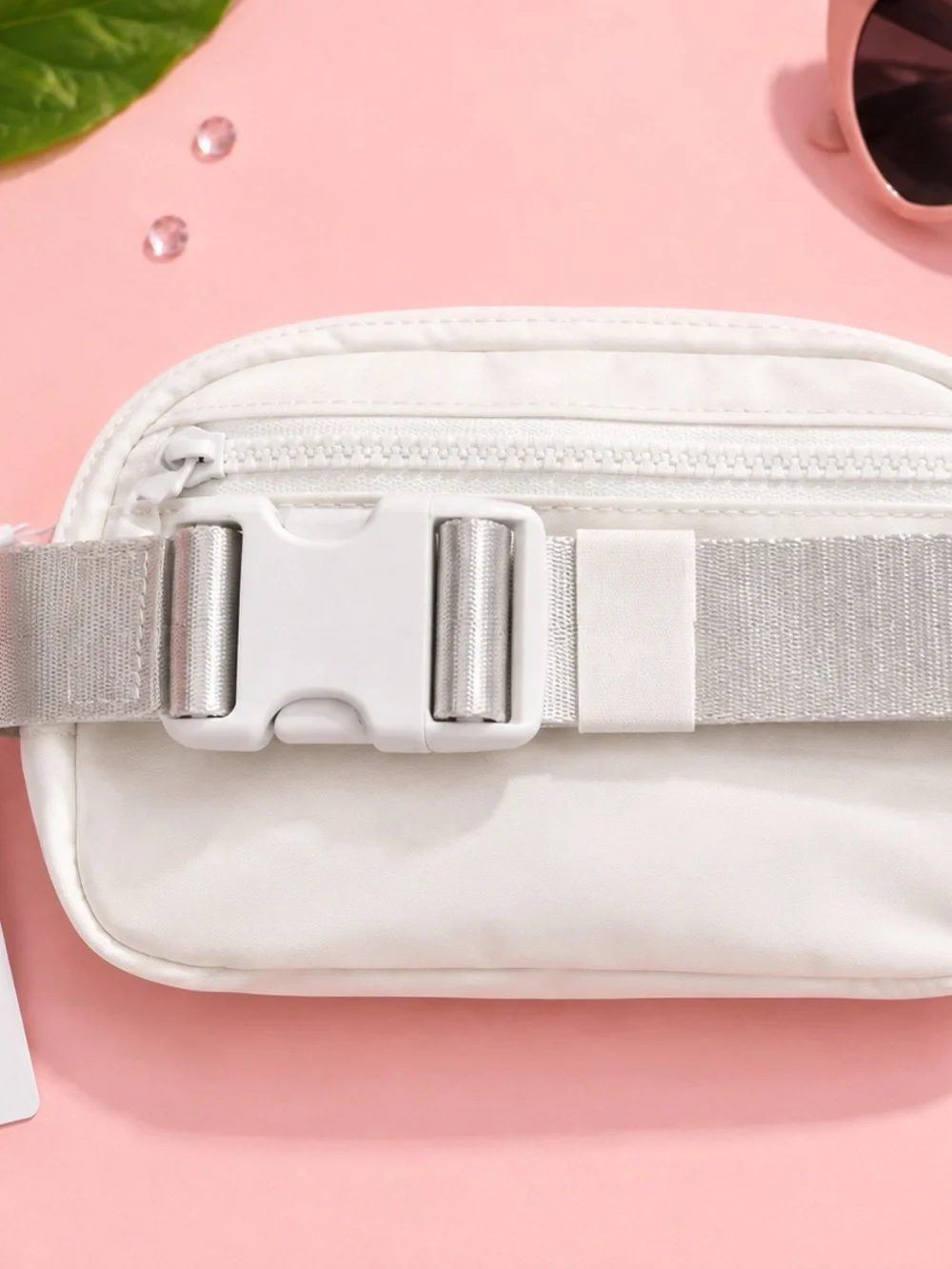 Lululemon Everywhere Belt Bag 1L White Silver NWT